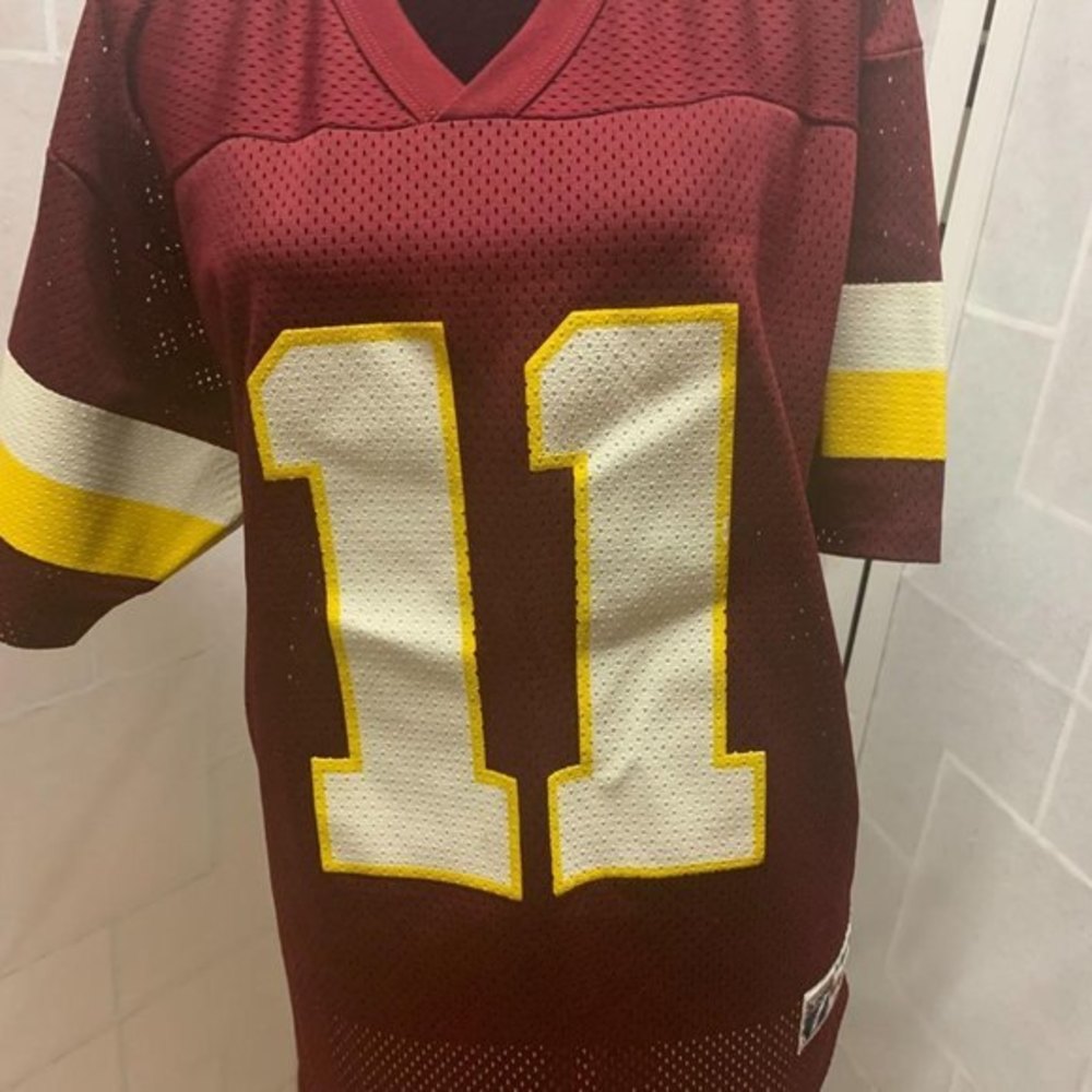 Vintage Logo 7 NFL Washington Redskins Football Je